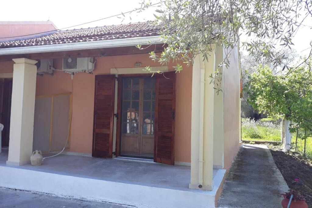 Photo of Buildings in Notos