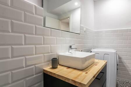 Photo of Bathroom in Neos Kosmos