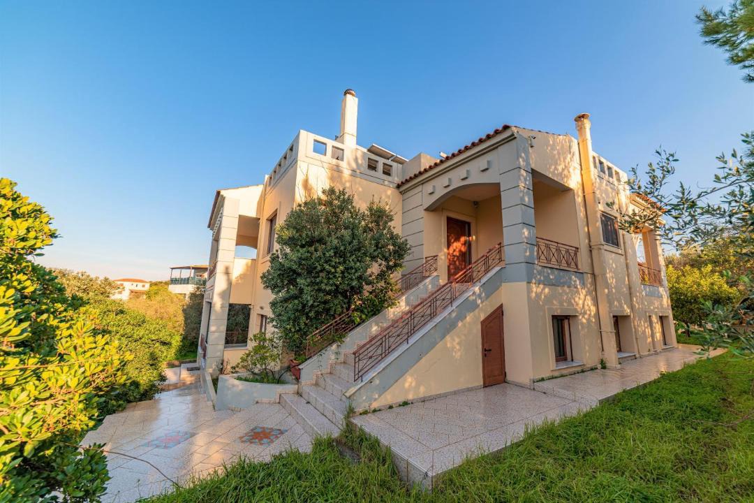 Photo of Buildings in Vamos