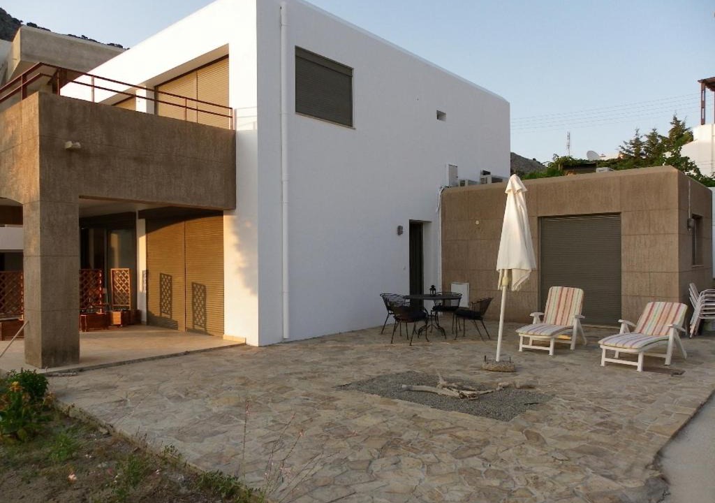 Photo of Buildings in Pefkos