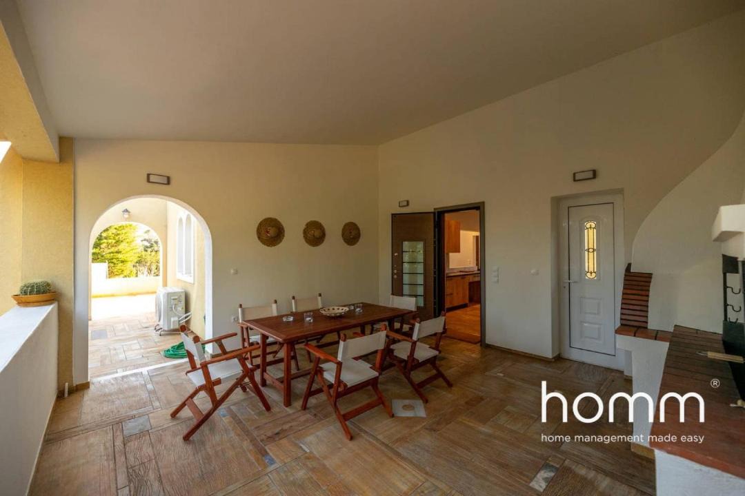 Photo of Livingroom in Saronikos