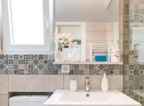 Photo of Bathroom in Omonia