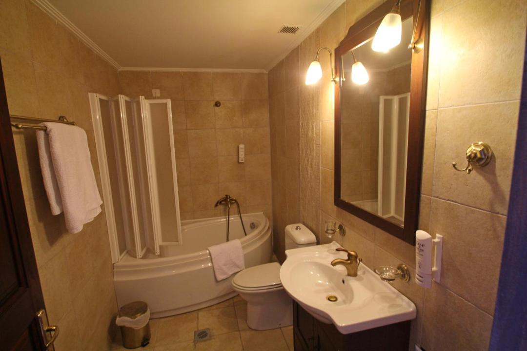 Photo of Bathroom in Agios Dimitrios
