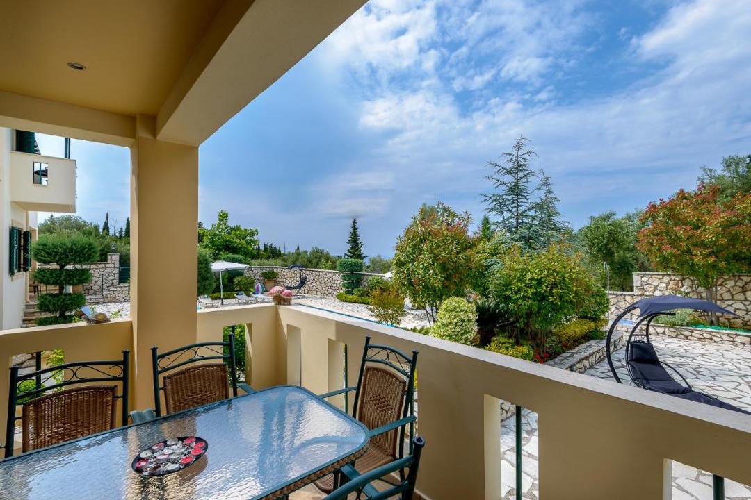 Photo of Patio Balcony in Drimonas