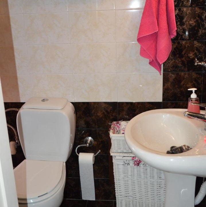 Photo of Bathroom in Katakali