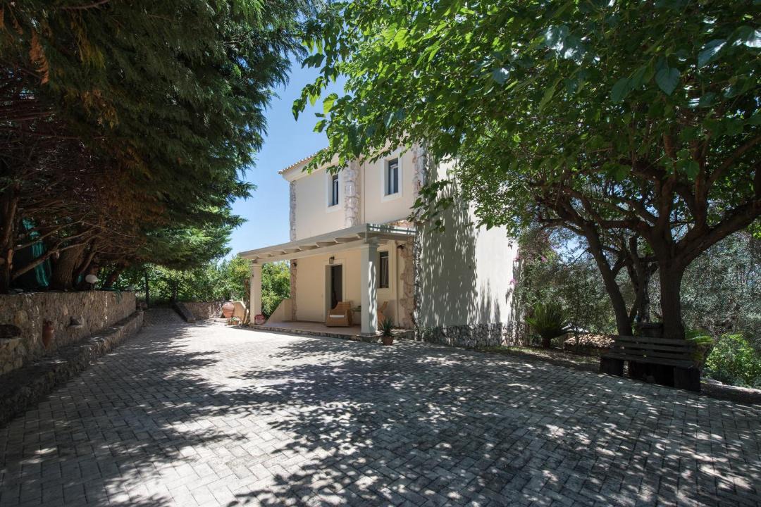 Photo of Buildings in Dafnata