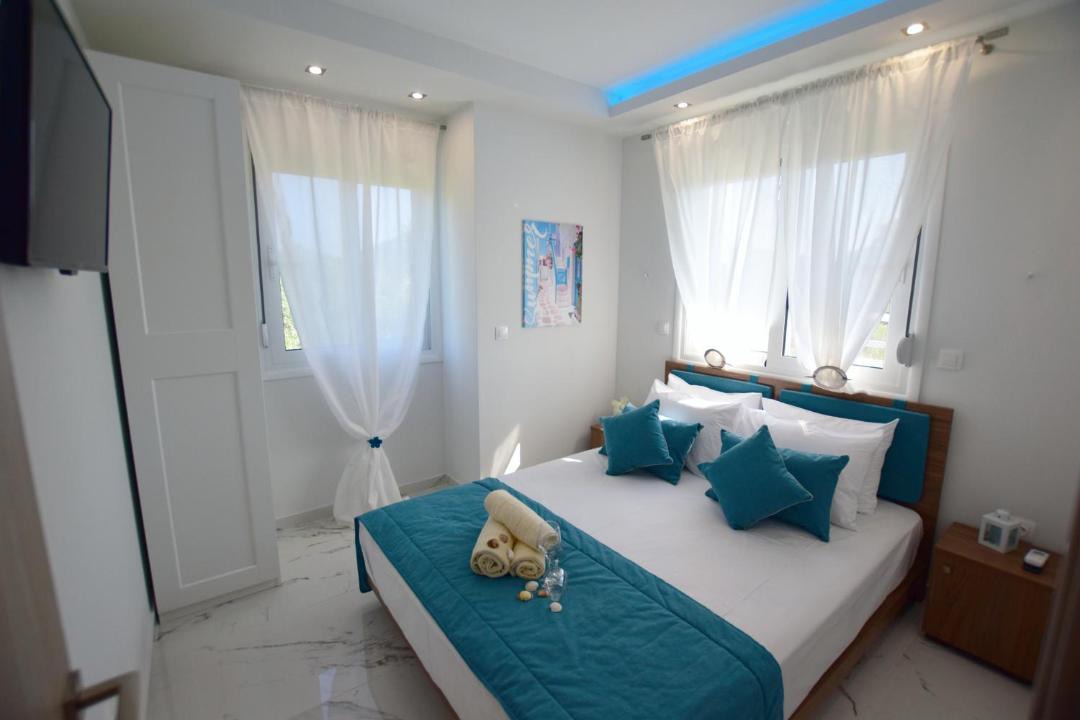 Photo of Bedroom in Toroni