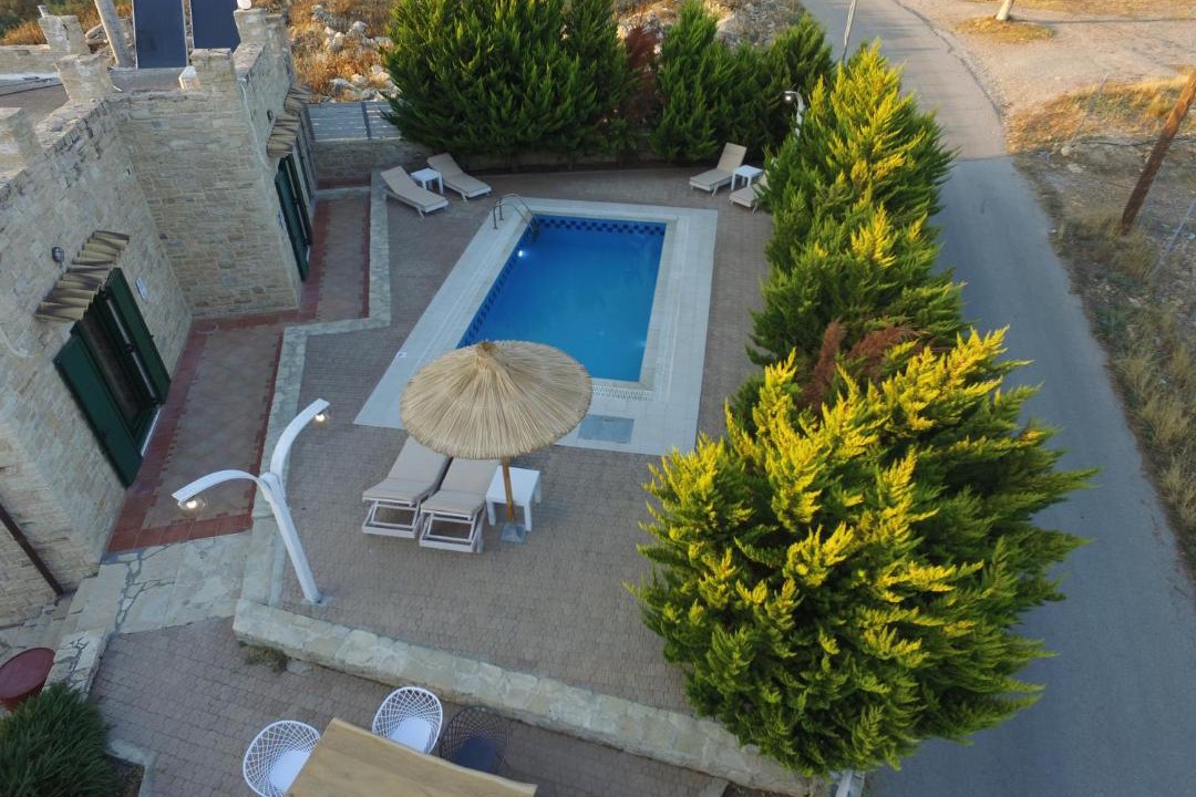Photo of Patio Balcony in Mires