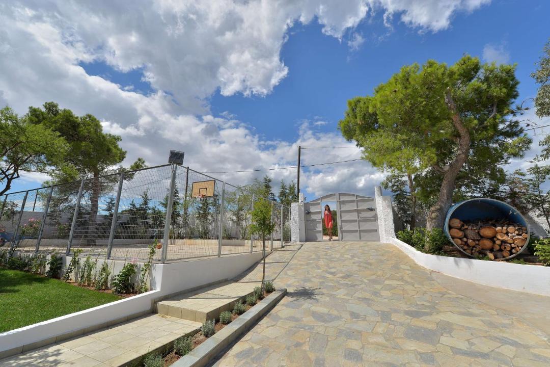Photo of Others in Porto Rafti