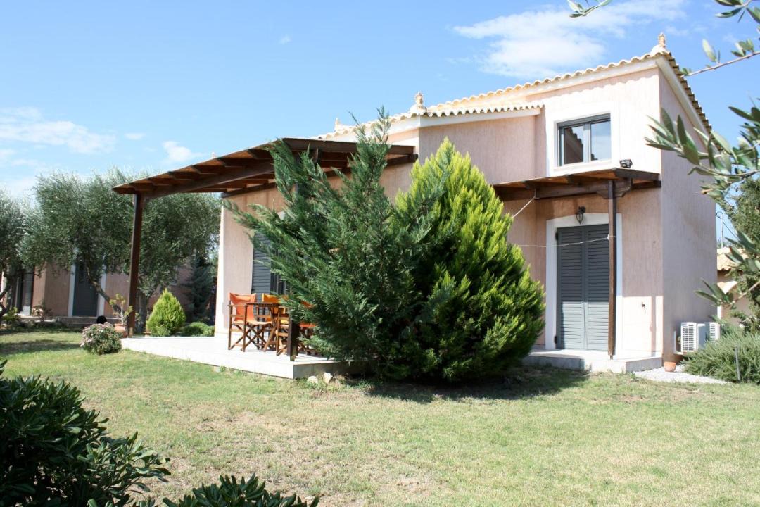 Photo of Buildings in Plepi