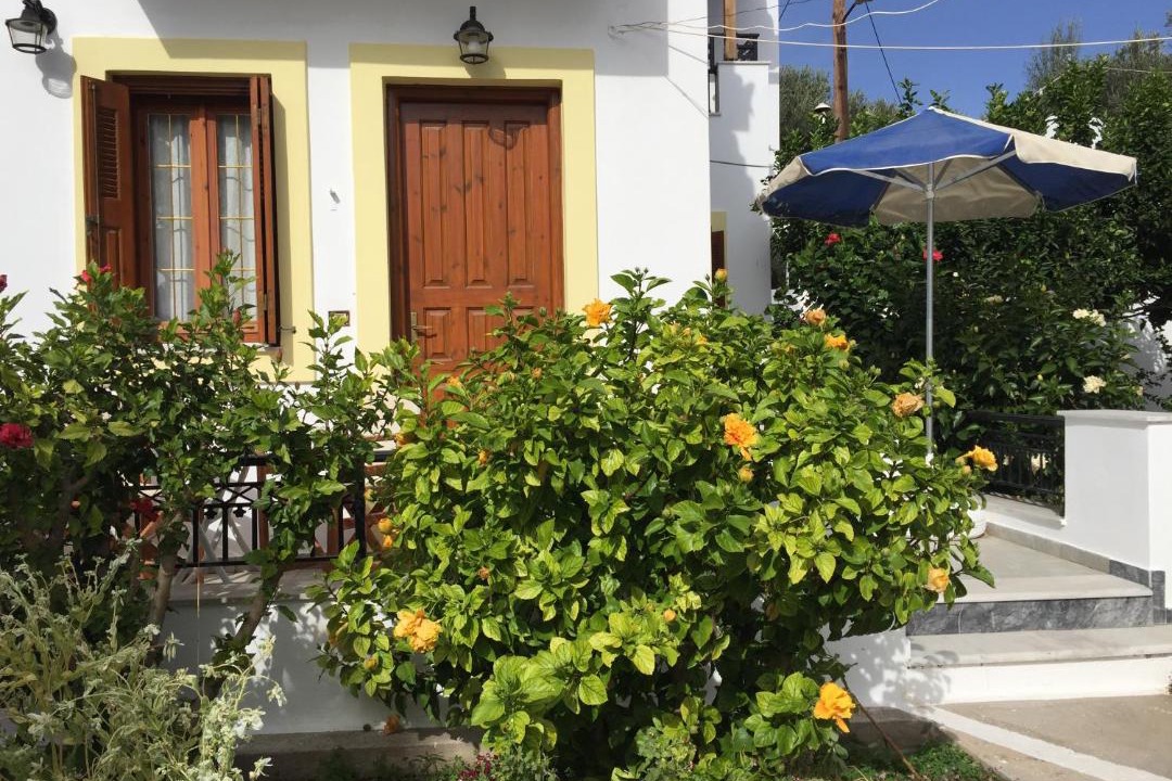 Photo of Buildings in Marathokampos