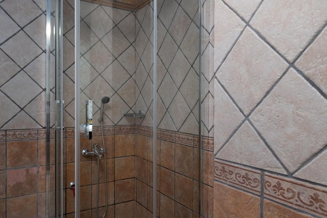 Photo of Bathroom in Neapoli