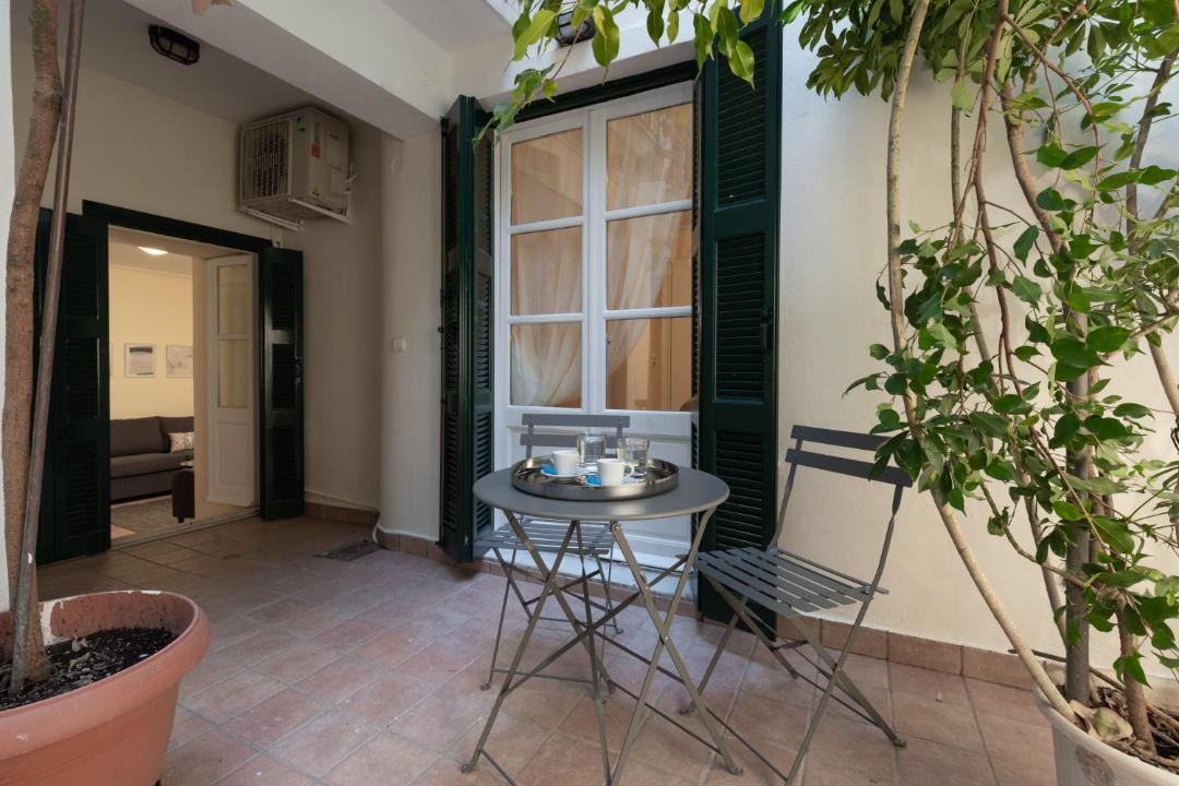 Photo of Patio Balcony in Neapoli