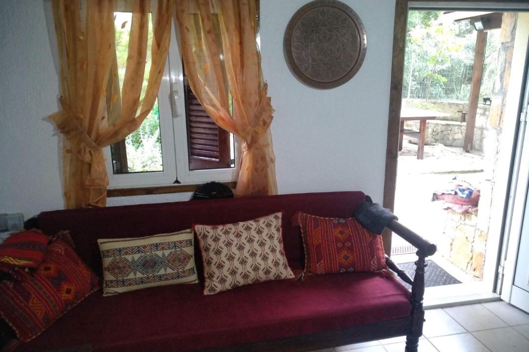Photo of Livingroom in Plati