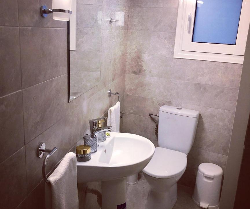Photo of Bathroom in Plaka