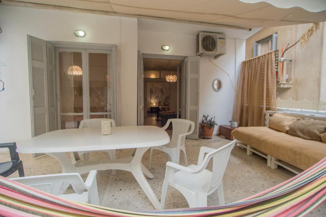 Photo of Livingroom in Neapoli