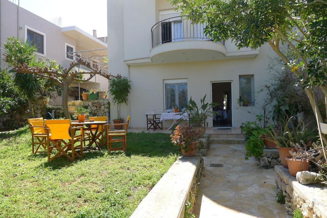 Photo of Patio Balcony in Kounoupidiana