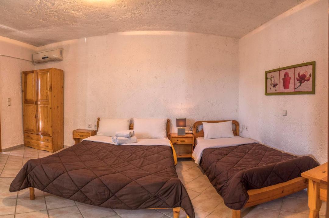Photo of Bedroom in Plataria