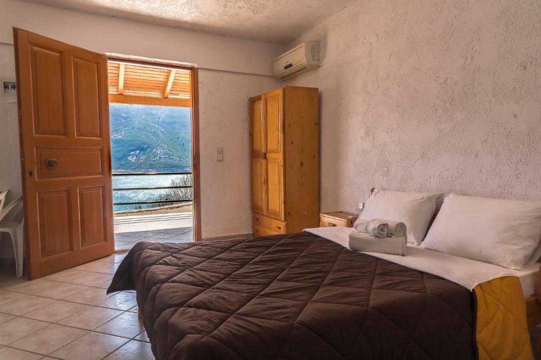 Photo of Bedroom in Plataria