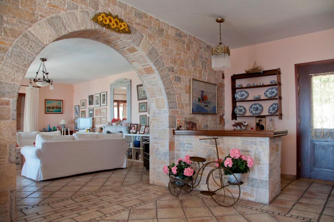 Photo of Livingroom in Kato Sounion