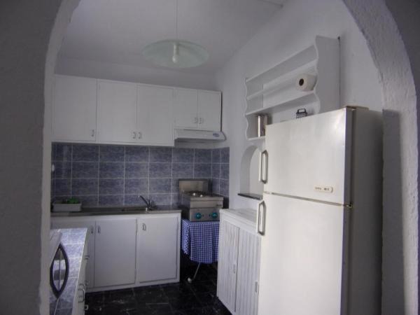 Photo of Kitchen in Troulos