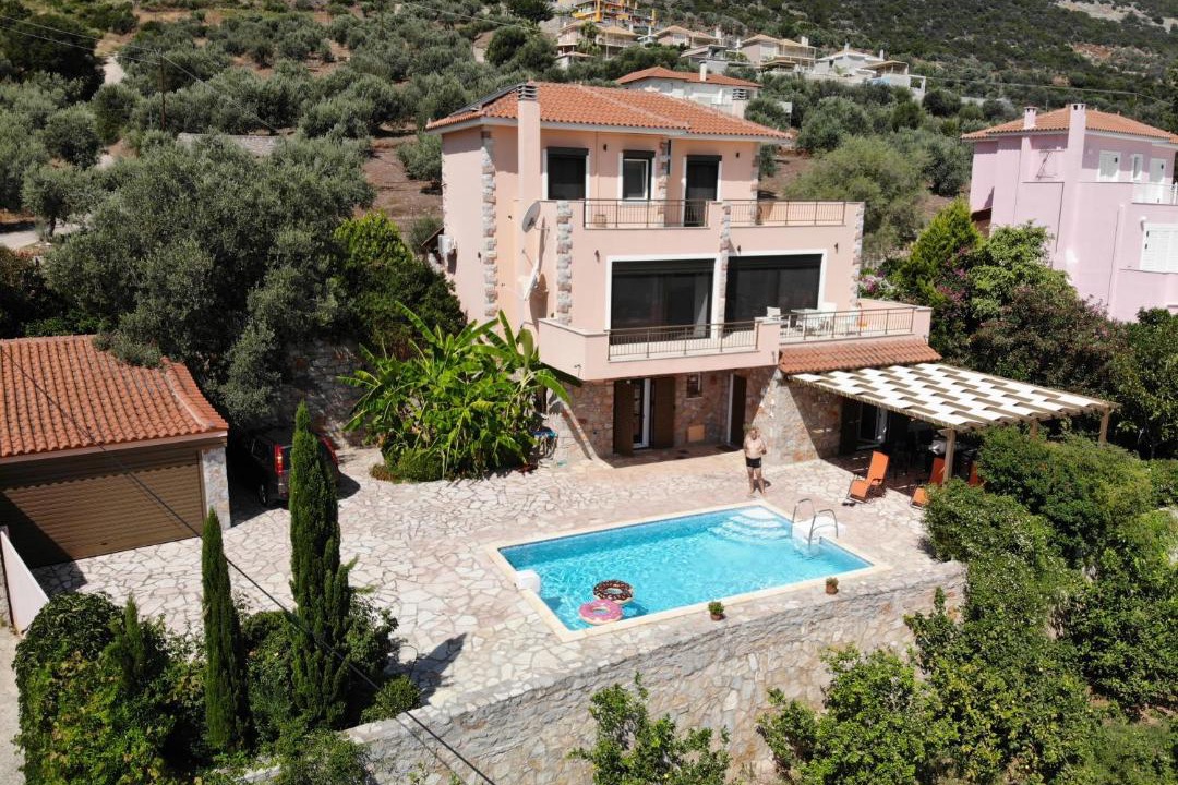 Photo of Others in Melissopetra
