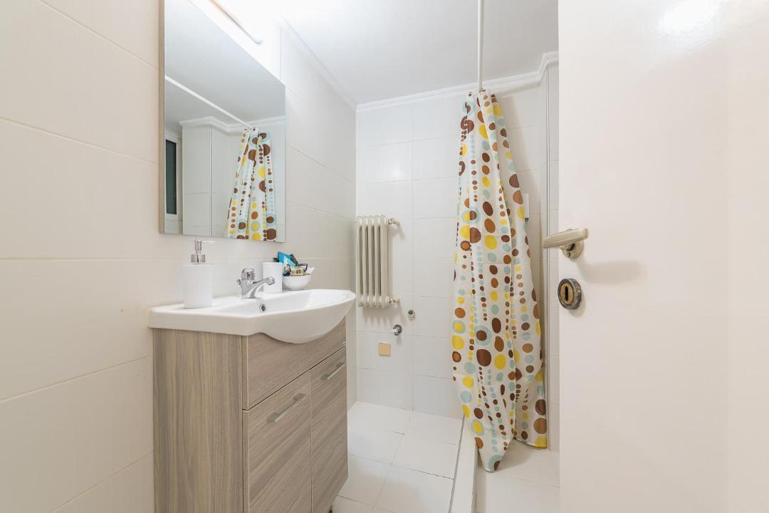 Photo of Bathroom in Ampelokipoi