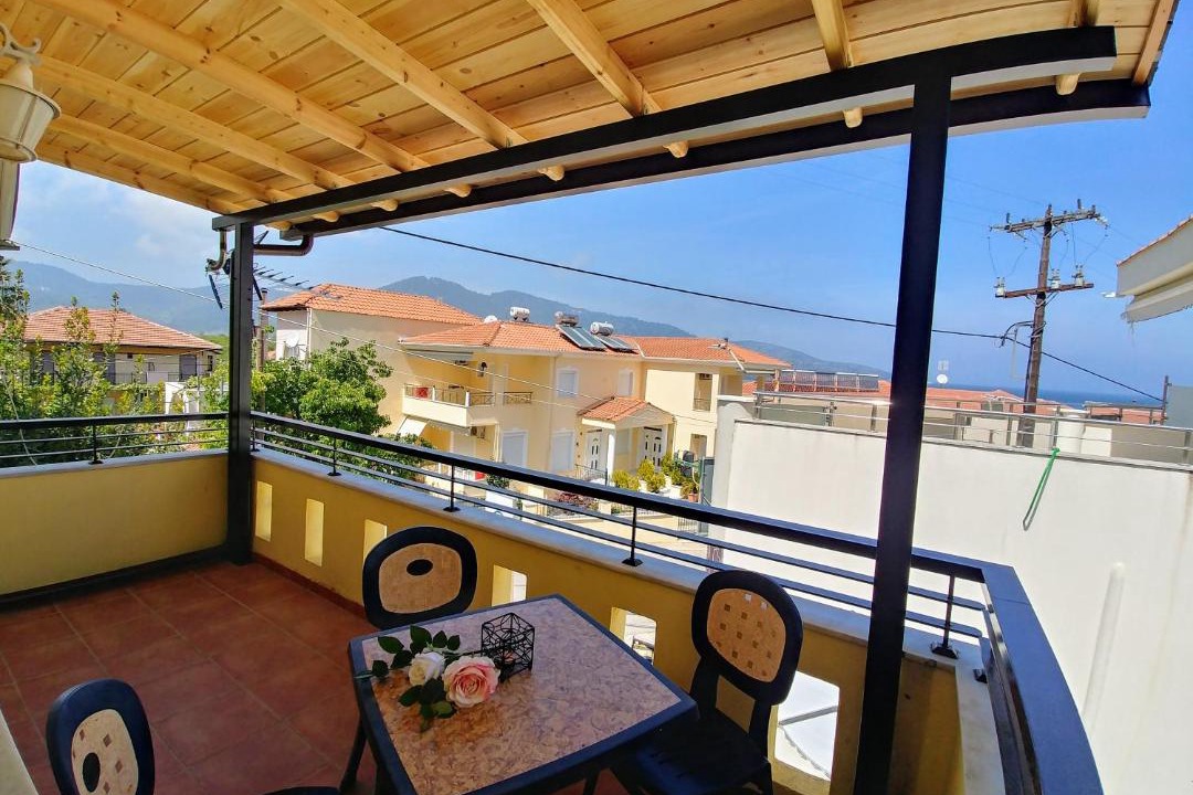 Photo of Patio Balcony in Chrisi Akti