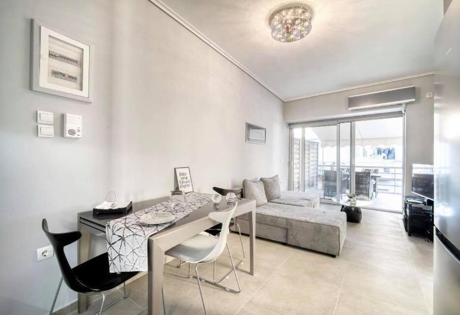 Photo of Livingroom in Neos Kosmos