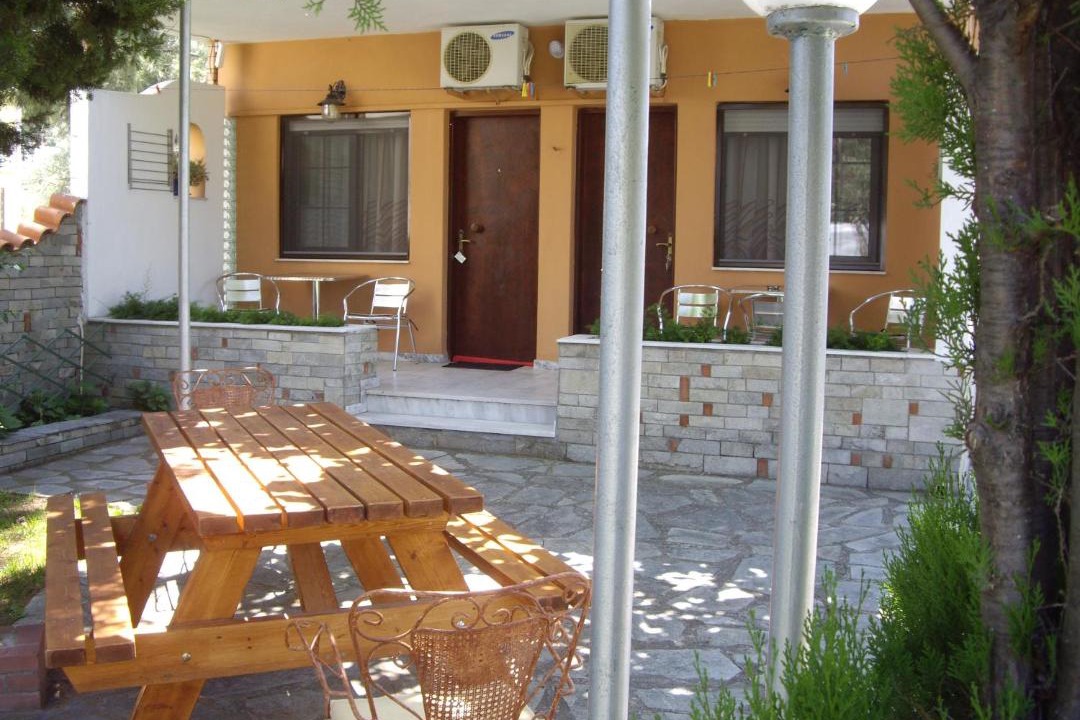 Photo of Others in Skala Rachoniou