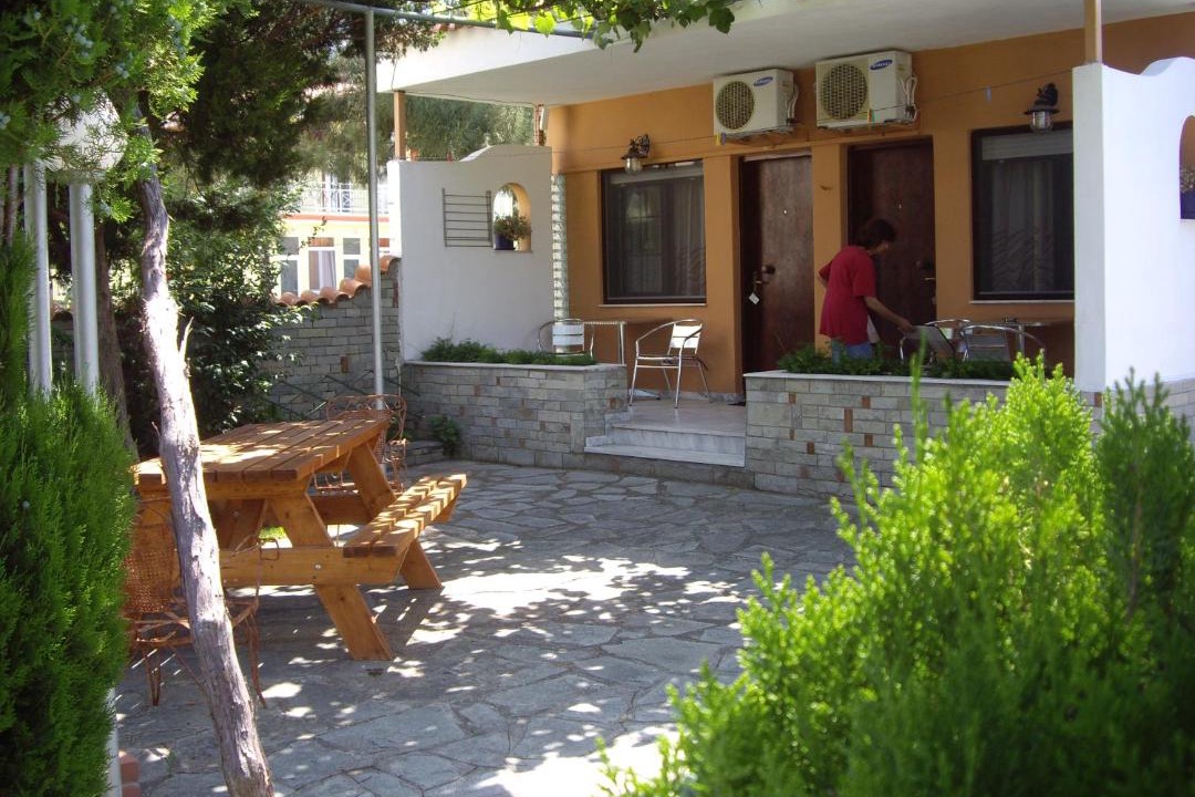 Photo of Others in Skala Rachoniou