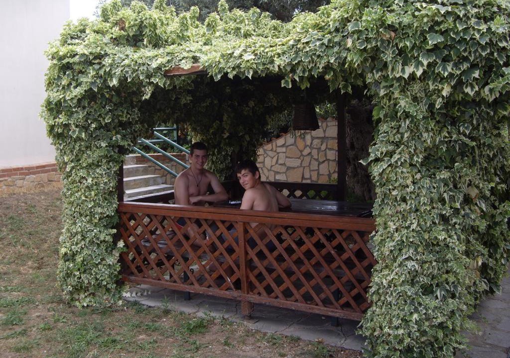 Photo of Others in Skala Rachoniou