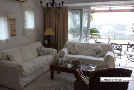 Photo of Livingroom in Katakali