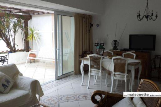 Photo of Livingroom in Katakali