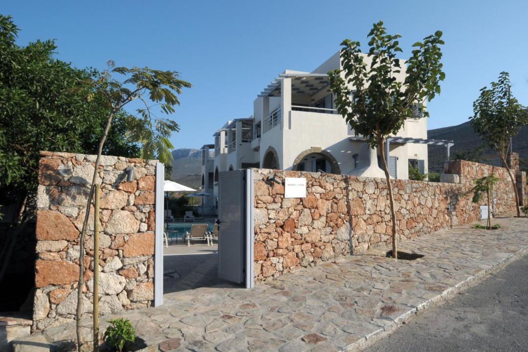Photo of Buildings in Diakofti