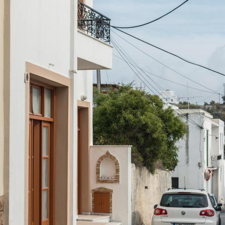 Photo of Buildings in Vivlos