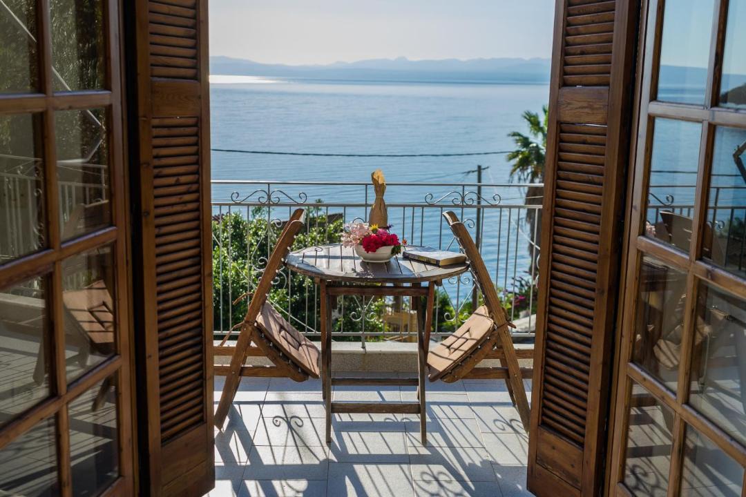 Photo of Patio Balcony in Kitries