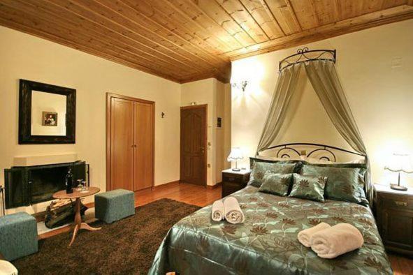 Photo of Bedroom in Trikolonoi