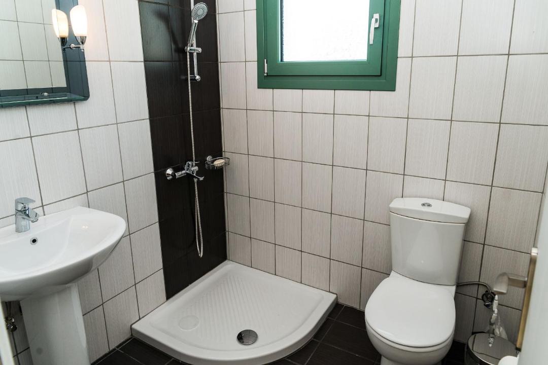 Photo of Bathroom in Gaitanion