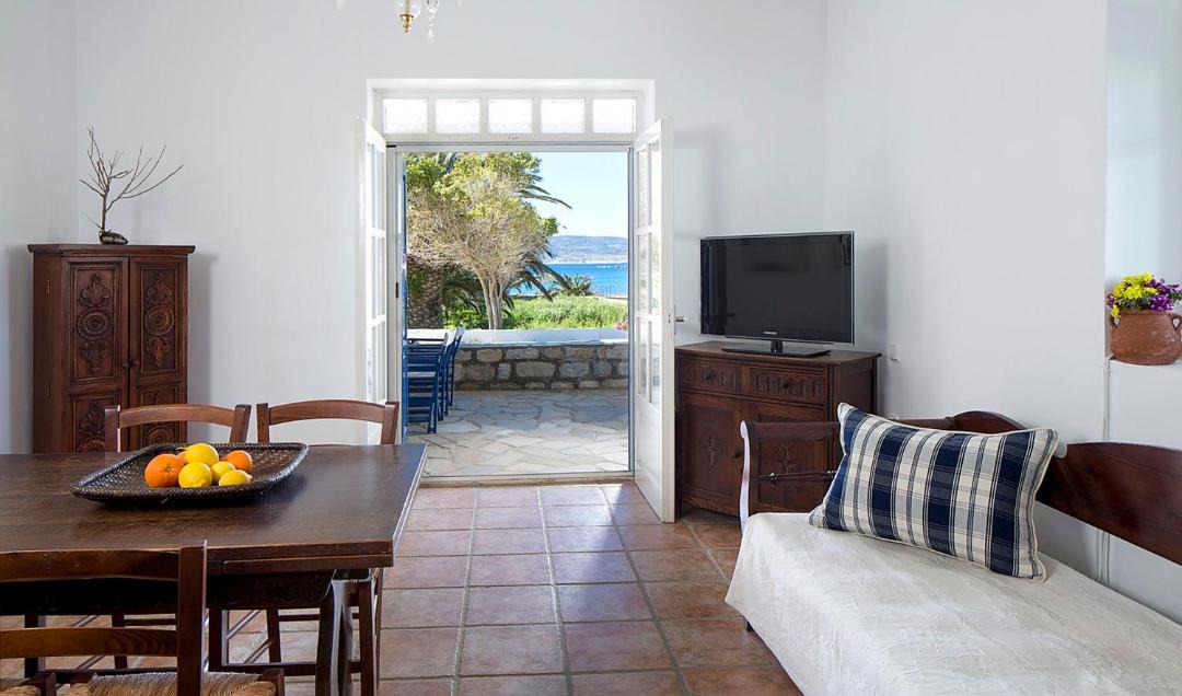 Photo of Livingroom in Schoinousa