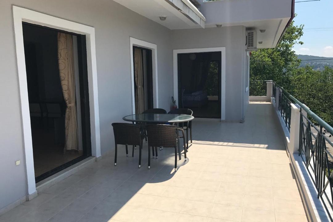 Photo of Patio Balcony in Oropos