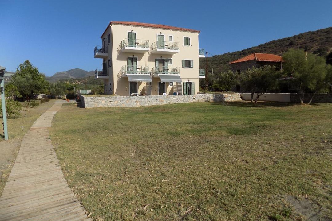 Photo of Buildings in Karvelas