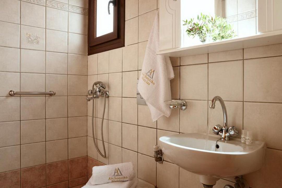 Photo of Bathroom in Axos