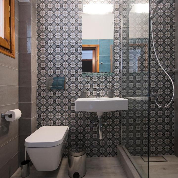 Photo of Bathroom in Kamari