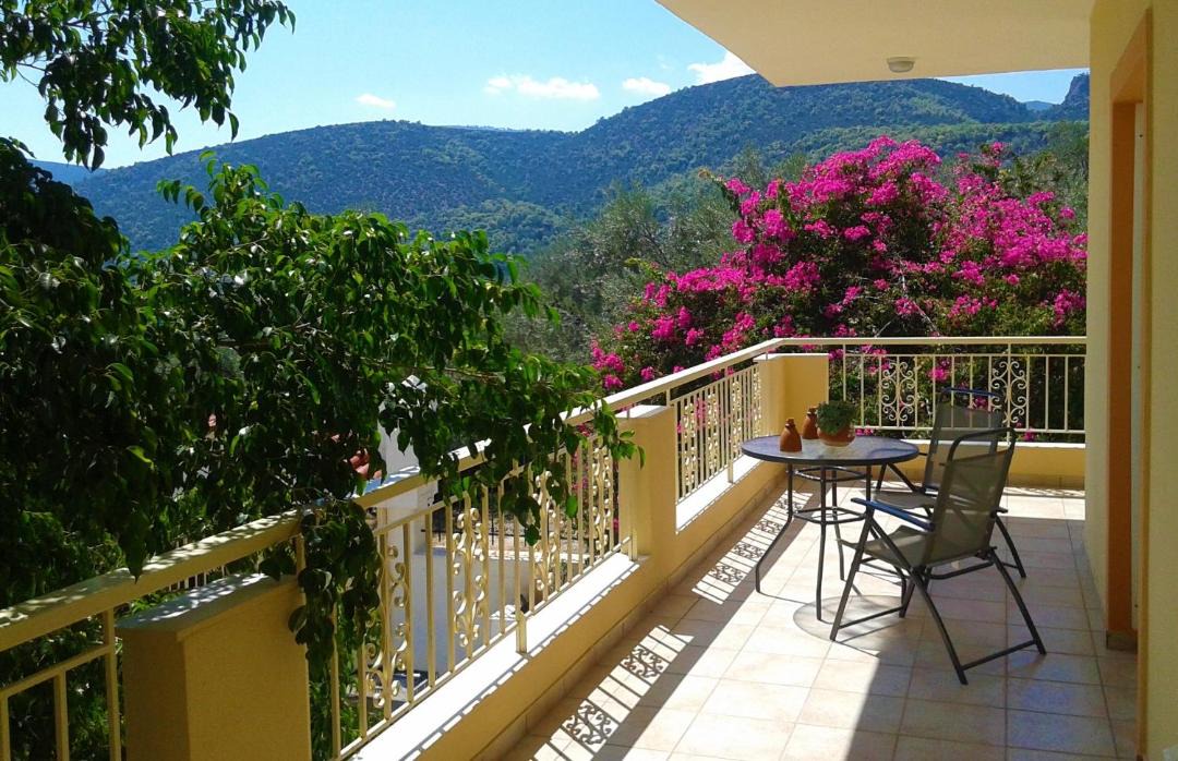 Photo of Patio Balcony in Korfos