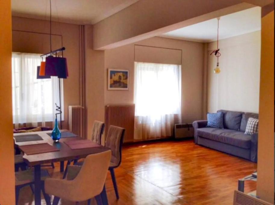 Photo of Livingroom in Neapoli