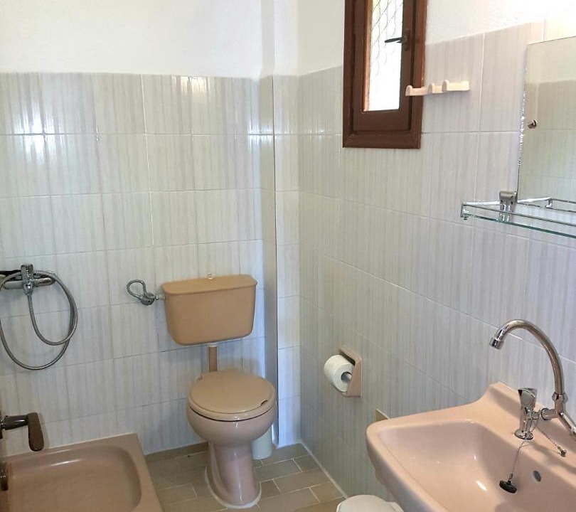 Photo of Bathroom in Messonghi