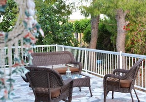 Anastasia Holiday House