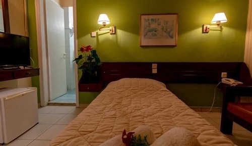 Single Room, Mountain View
