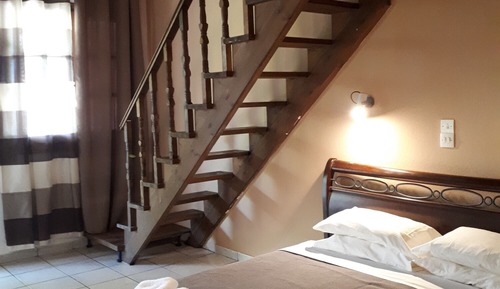 Basic Loft, Multiple Beds, Smoking